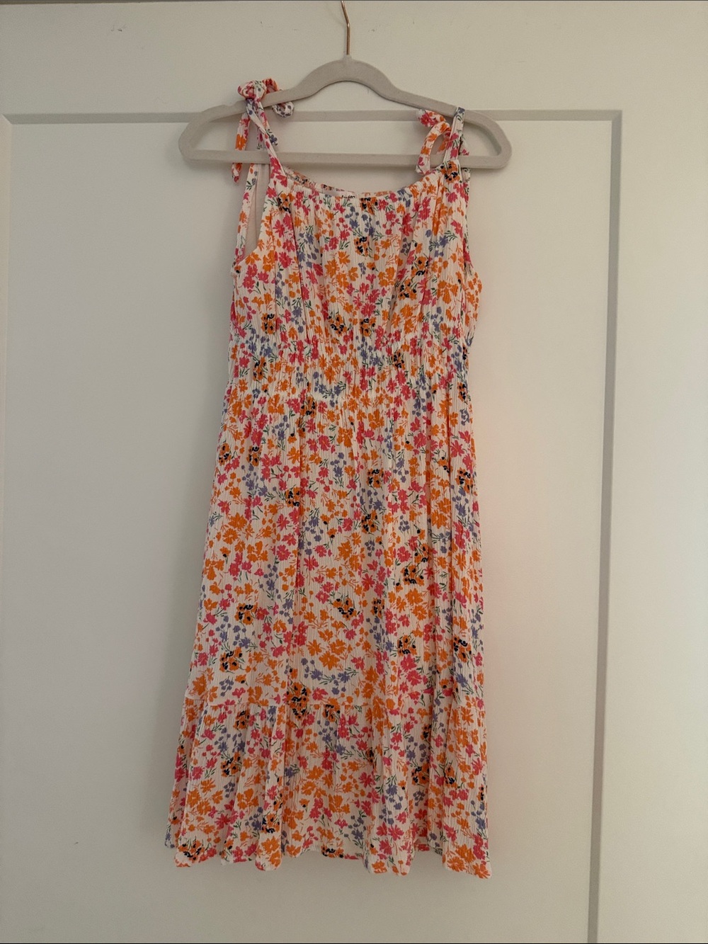 Area code 407 Girls Floral Tie-Shoulder Sundress in White and Orange. Never worn